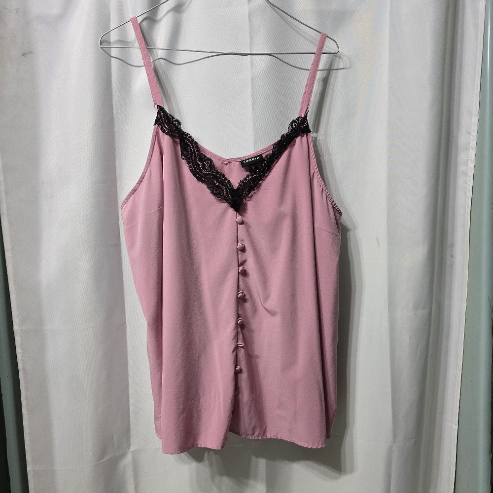 🩷 Pink camisole 🩷